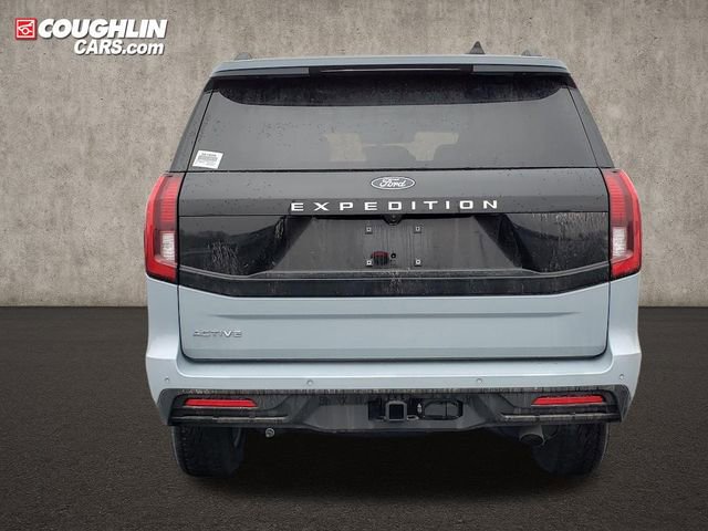 New 2025 Ford Expedition Active image 7