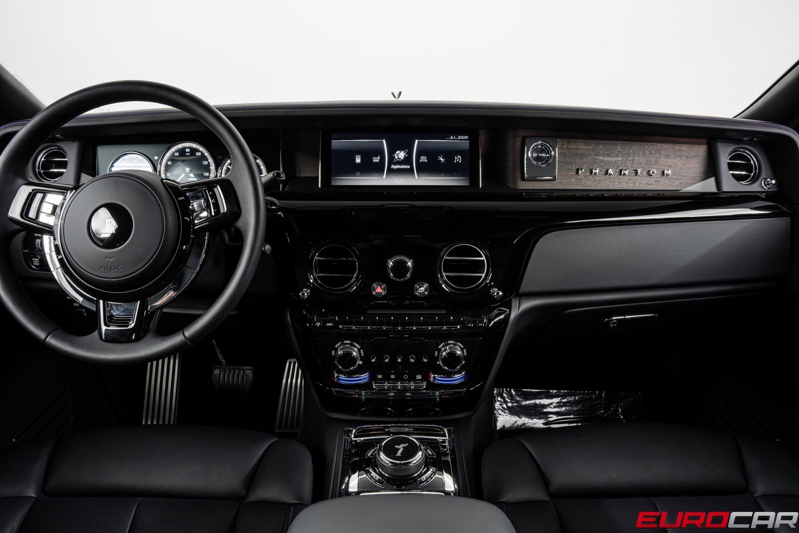 Used 2024 Rolls-Royce Phantom Sedan image 26