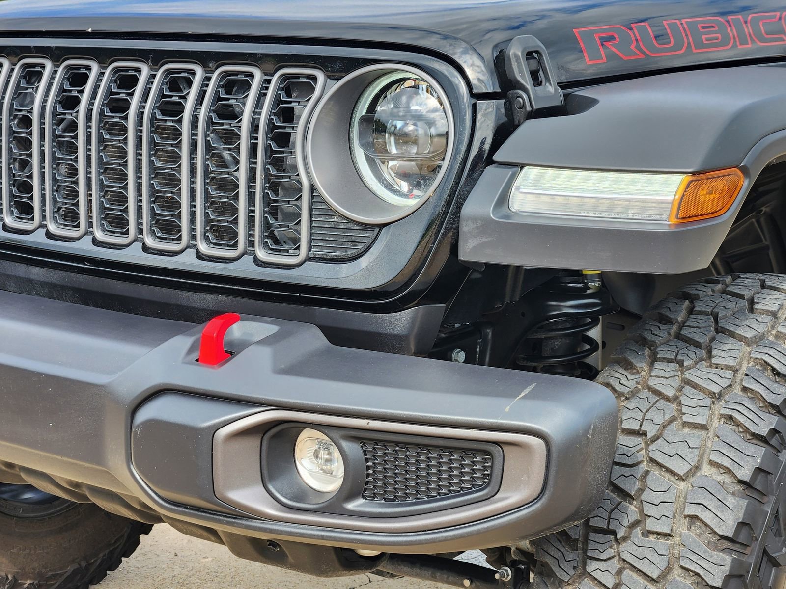 Used 2025 Jeep Gladiator Rubicon w/ Convenience Group image 10