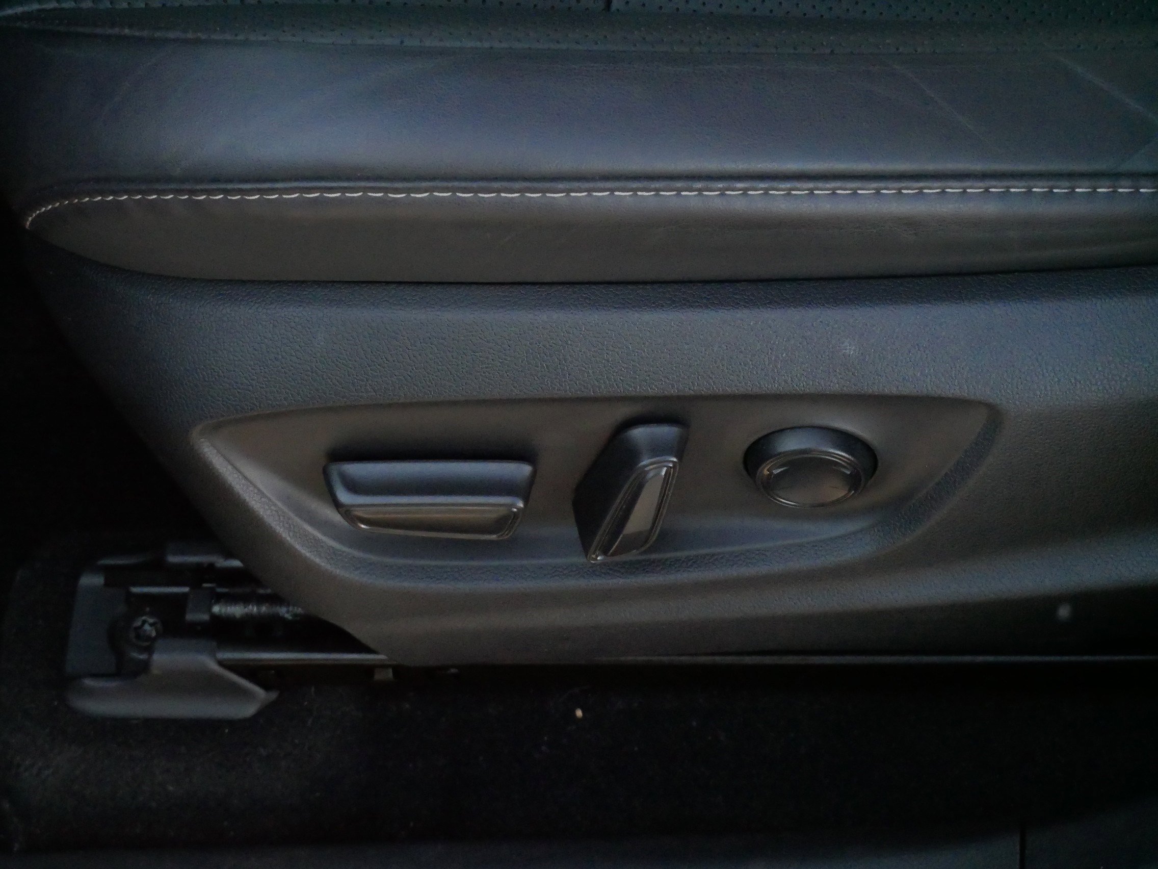 Certified 2024 Toyota Crown Limited w/ Advanced Technology Package image 20