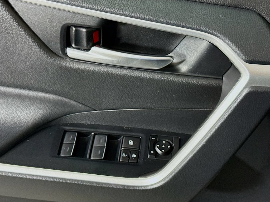 Certified 2023 Toyota RAV4 XLE AWD/4WD image 23