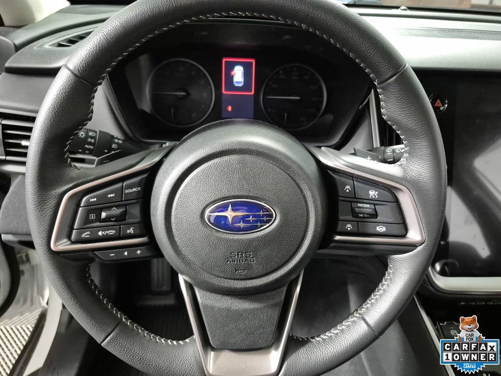 Used 2025 Subaru Outback Premium AWD/4WD image 11