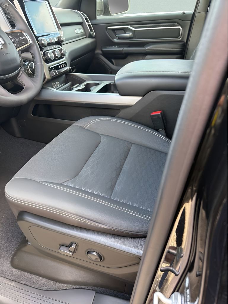 Used 2025 RAM 1500 Big Horn image 23