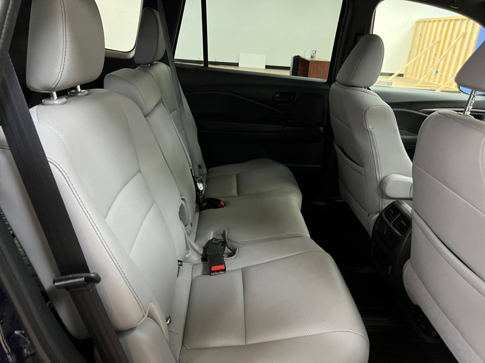 Certified 2023 Honda Passport EX-L image 29