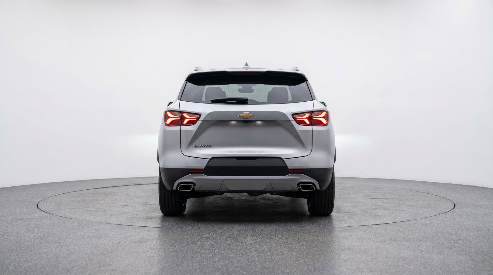 Used 2025 Chevrolet Blazer LT FWD image 7