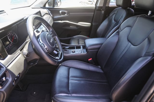 Used 2023 Kia Sorento S FWD image 18