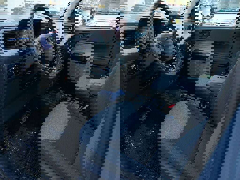 Used 2026 Ford Maverick XLT w/ XLT Luxury Package image 12