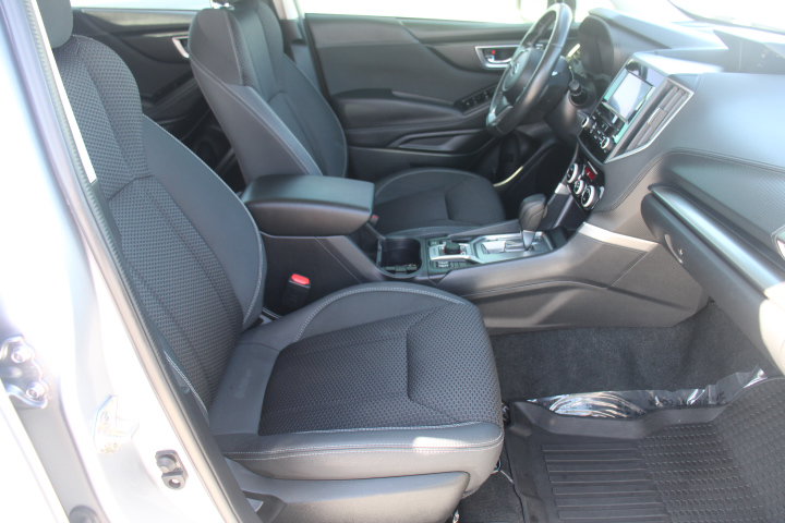 Used 2023 Subaru Forester Premium AWD/4WD image 21