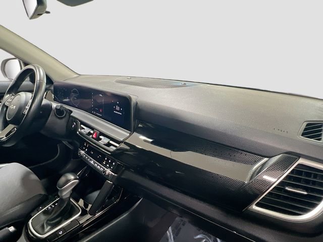 Certified 2024 Kia Seltos S image 29