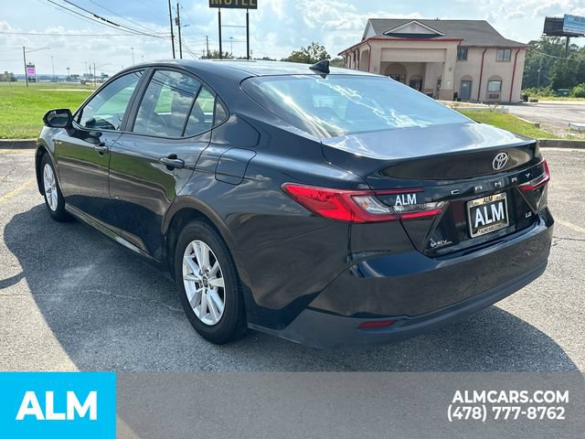 Used 2025 Toyota Camry LE FWD image 8