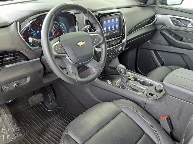 Used 2023 Chevrolet Traverse LT image 9