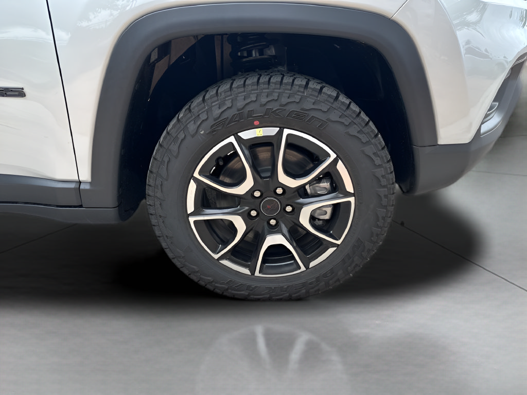 New 2026 Jeep Compass Trailhawk AWD/4WD image 13