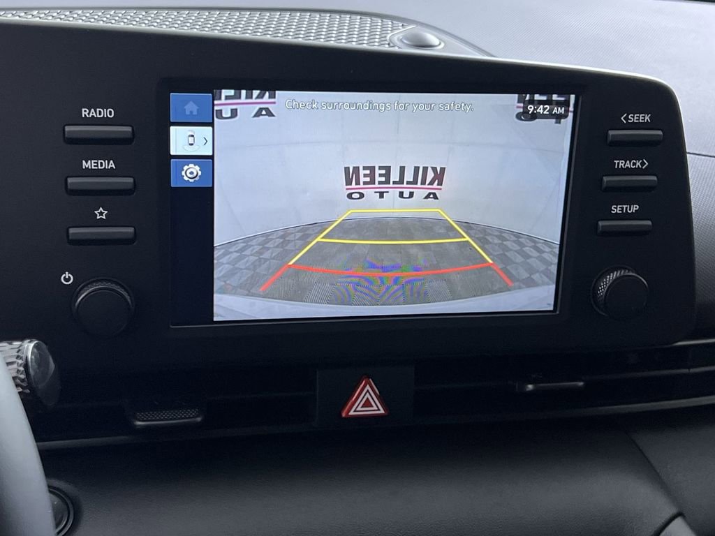 Used 2025 Hyundai Elantra Sport FWD image 19