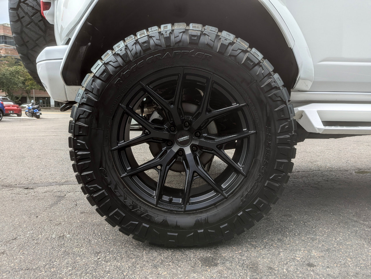 Used 2024 Ford Bronco Raptor w/ Interior Carbon Fiber Pack 6 image 60