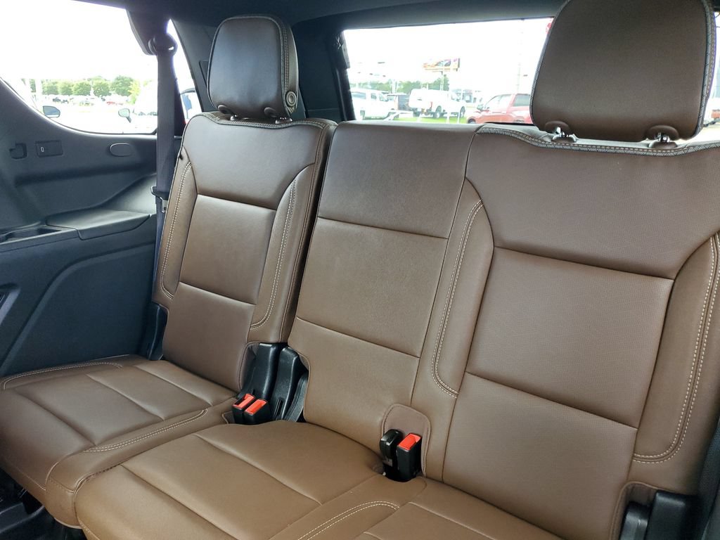 Used 2023 Chevrolet Tahoe High Country RWD image 24
