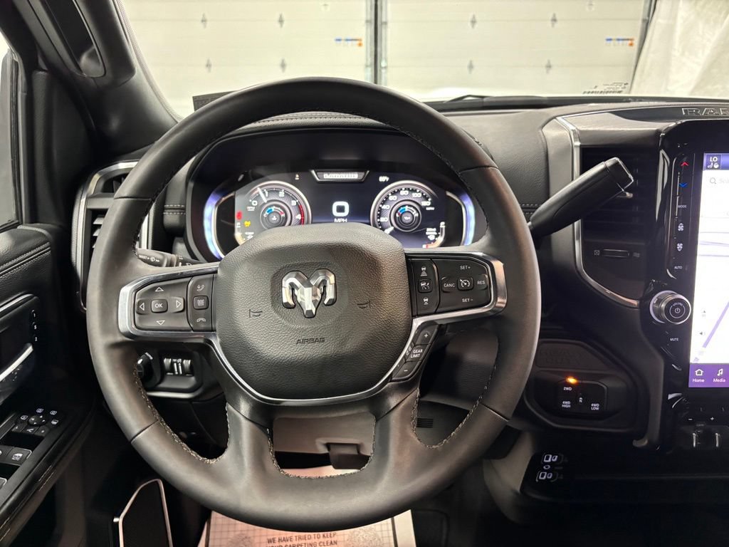 Used 2026 RAM 2500 Laramie AWD/4WD image 18