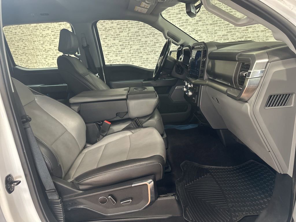 Used 2021 Ford F150 Lariat w/ Equipment Group 501A Mid image 13