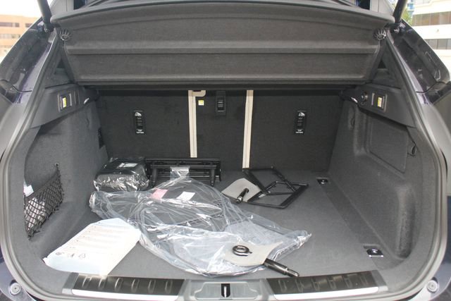 New 2026 Jaguar F-PACE R-Dynamic S image 12