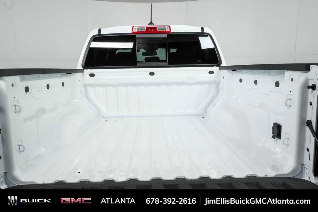 New 2026 GMC Canyon Elevation w/ Convenience Package image 29