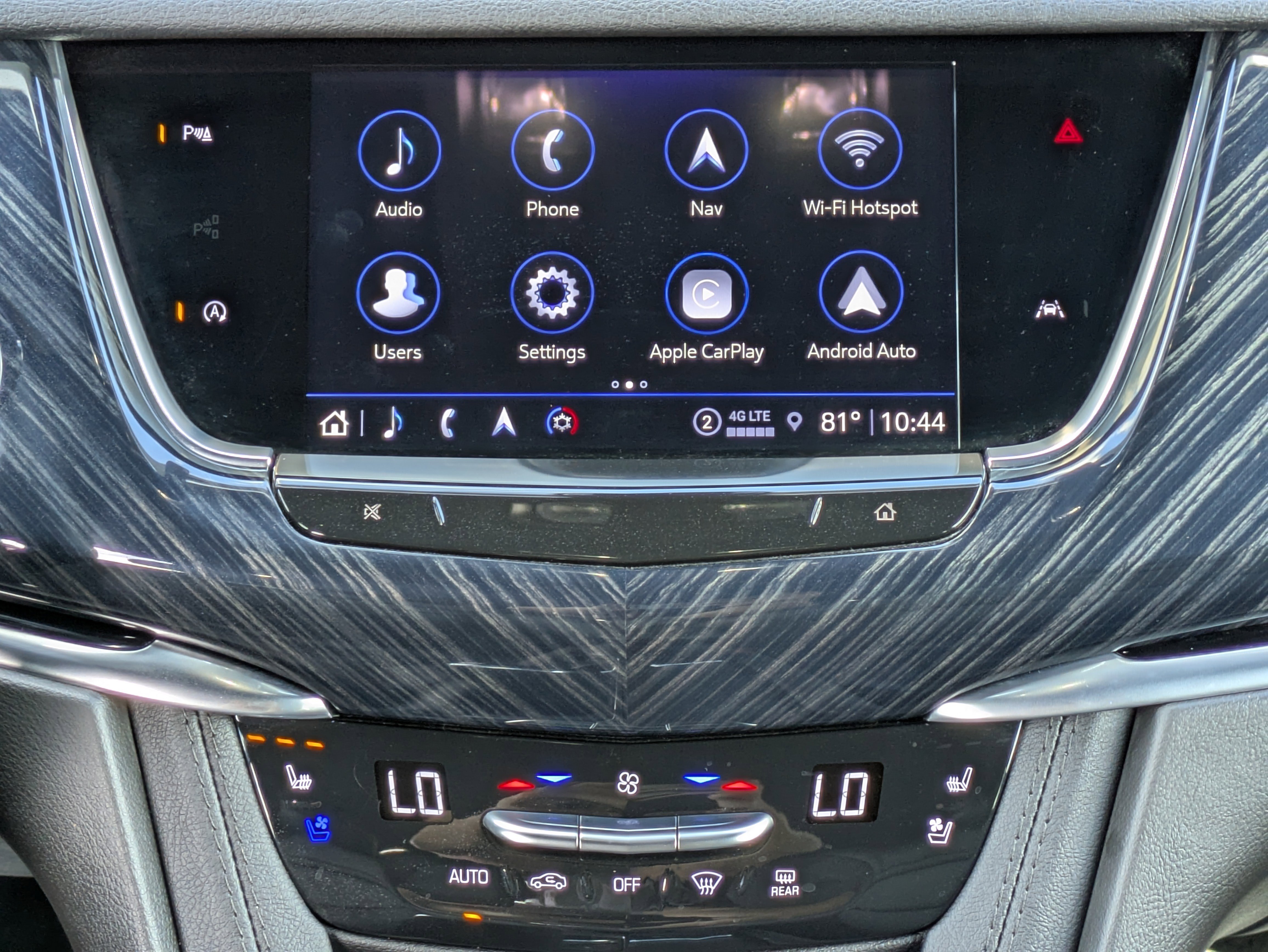 Certified 2024 Cadillac XT6 Premium Luxury image 17