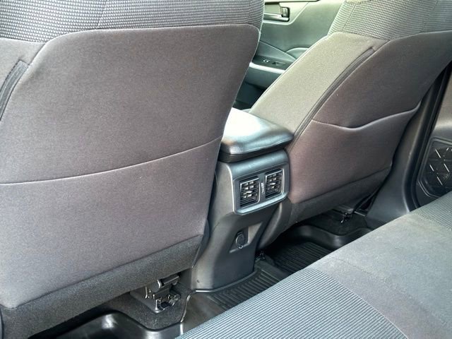 Used 2021 Toyota RAV4 LE AWD/4WD image 28