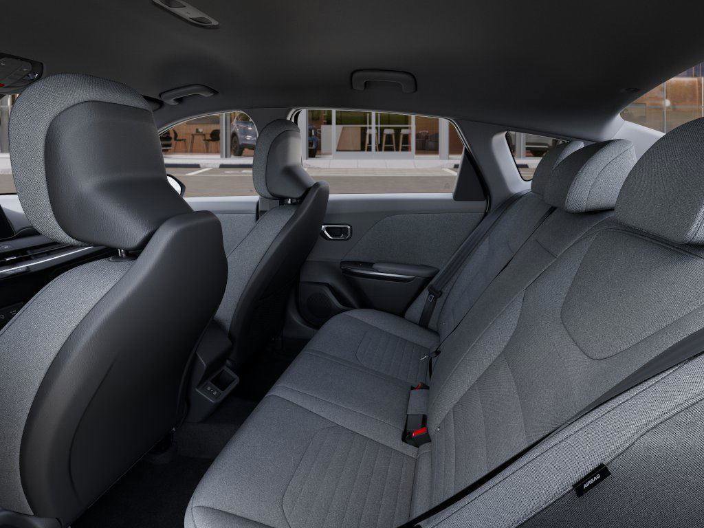 New 2025 Kia K4 EX image 18