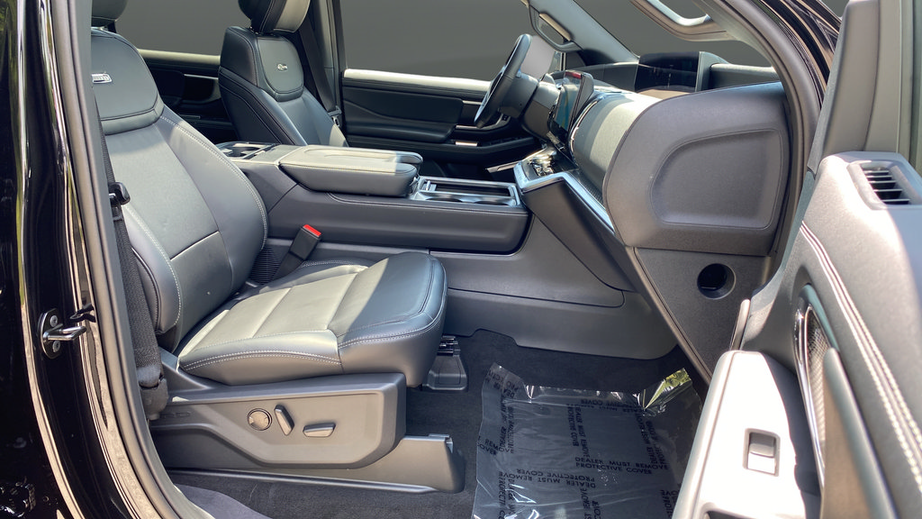 New 2027 Ford Expedition Max Platinum w/ Stealth Performance Package AWD/4WD image 22
