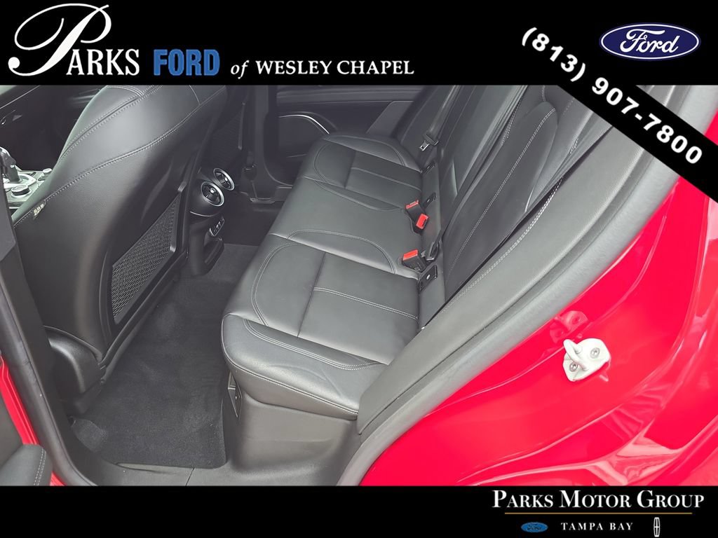 Used 2023 Alfa Romeo Stelvio Sprint RWD image 15