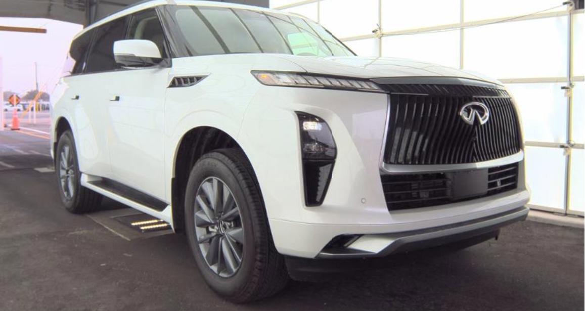 Certified 2026 INFINITI QX80 Pure w/ Cargo Package
