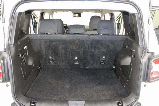 Used 2023 Jeep Renegade Trailhawk image 17