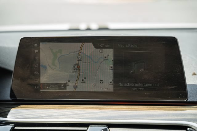 Used 2019 BMW 530i RWD image 18