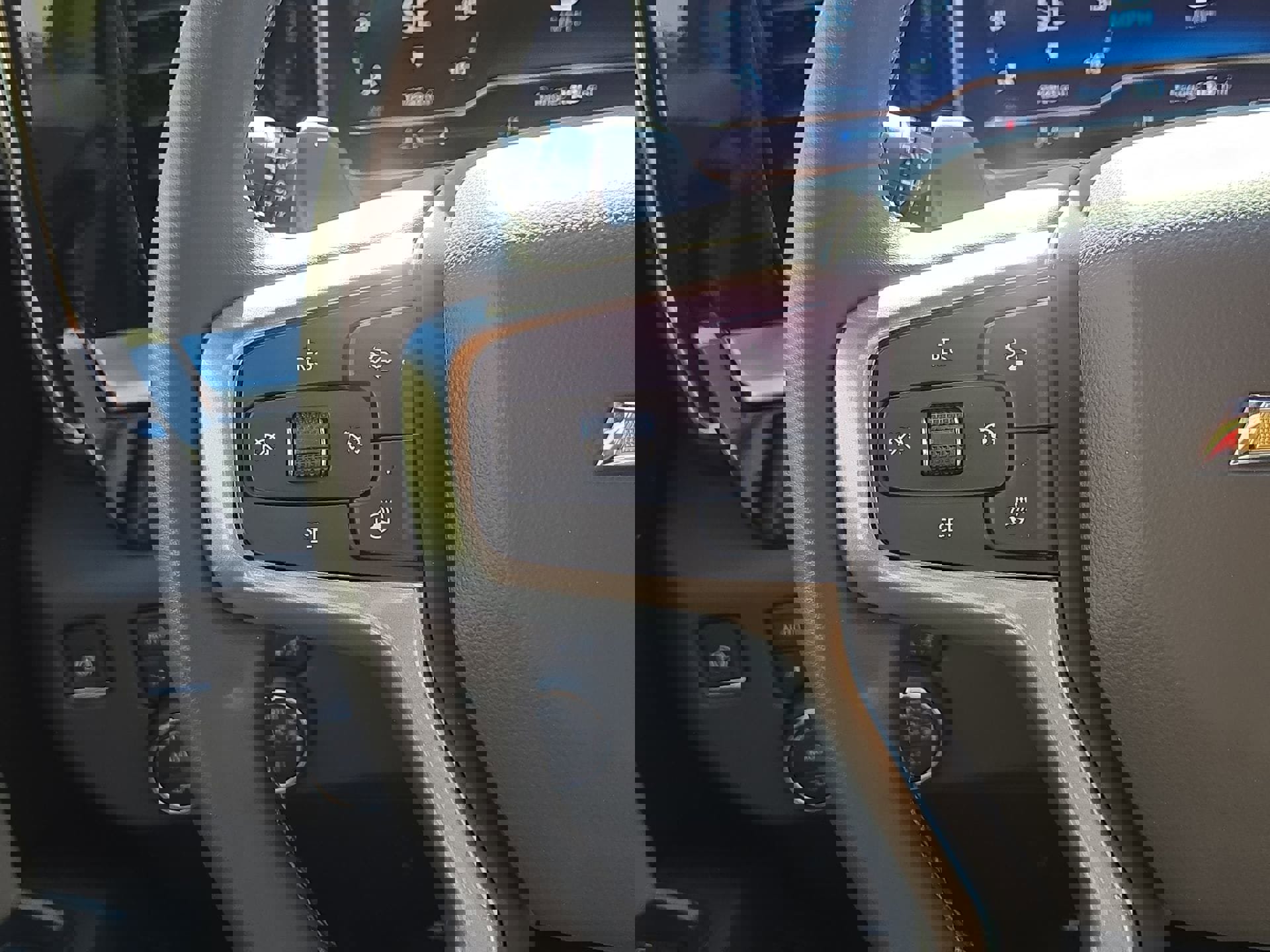 Used 2024 Chevrolet Silverado 1500 LTZ w/ LTZ Convenience Package II image 21