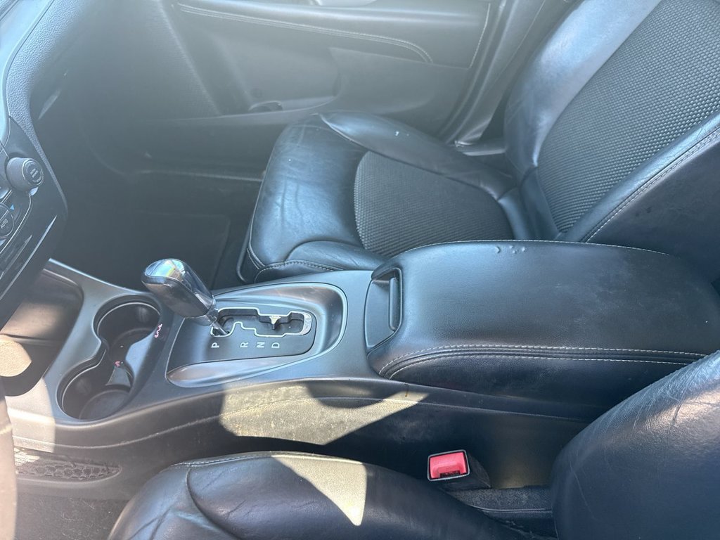 Used 2020 Dodge Journey Crossroad w/ Popular Equipment Group FWD image 18