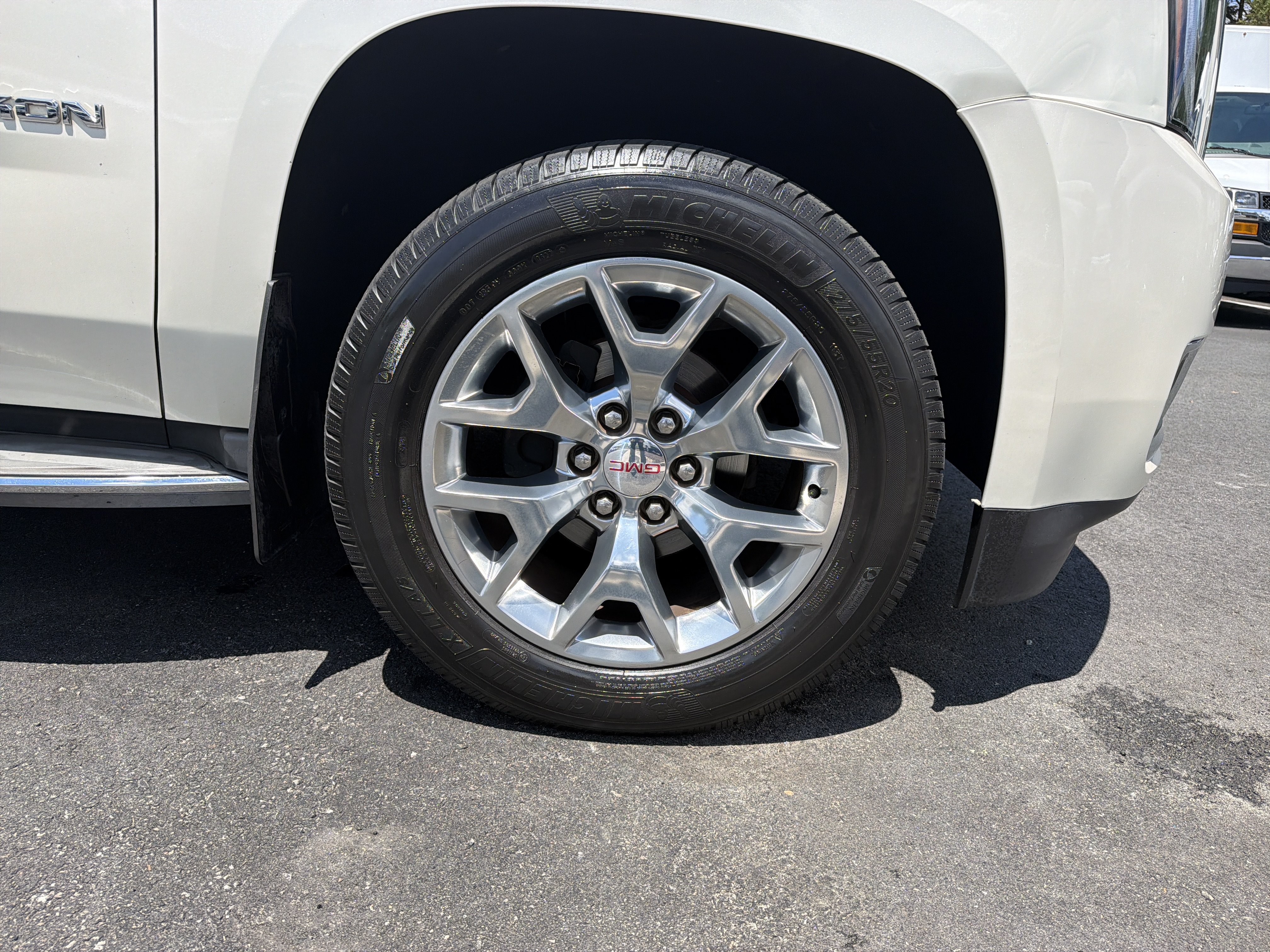 Used 2015 GMC Yukon SLT w/ Open Road Package AWD/4WD image 14