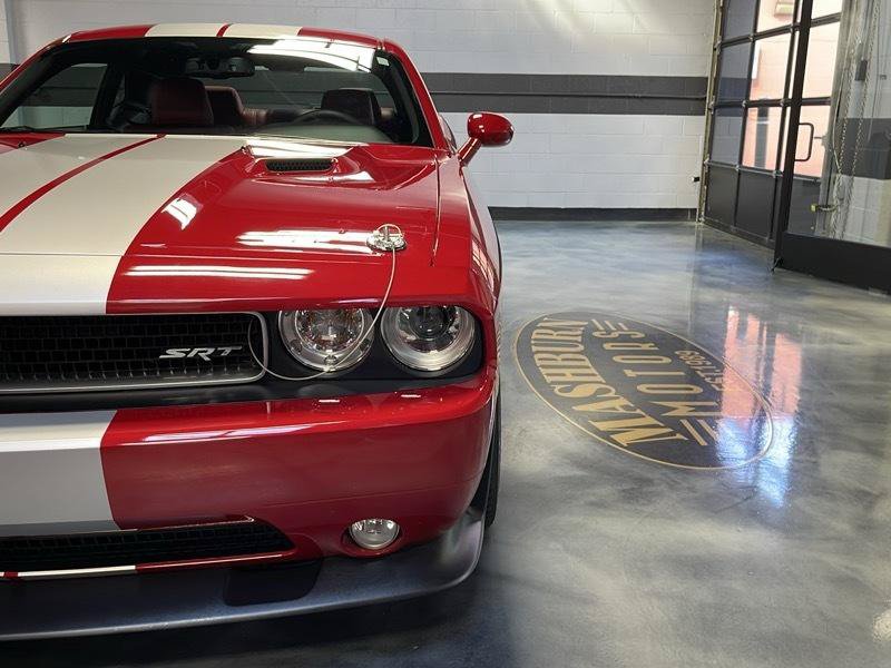 Used 2013 Dodge Challenger SRT8 w/ Harman Kardon Audio Group RWD image 4