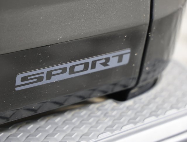 Used 2020 Jeep Gladiator Sport w/ Quick Order Package 24S image 7