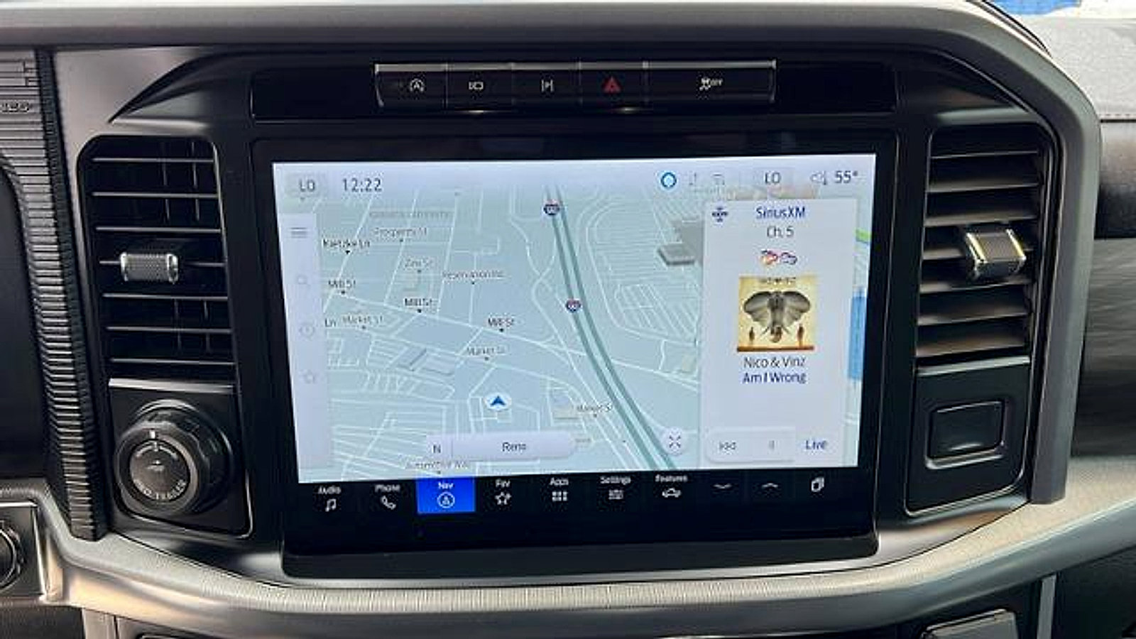 Used 2024 Ford F150 Lariat w/ Equipment Group 502A High image 27