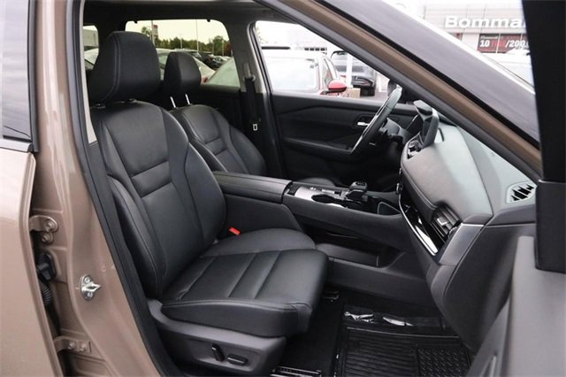 Certified 2024 Nissan Rogue SL w/ SL Premium Package image 27