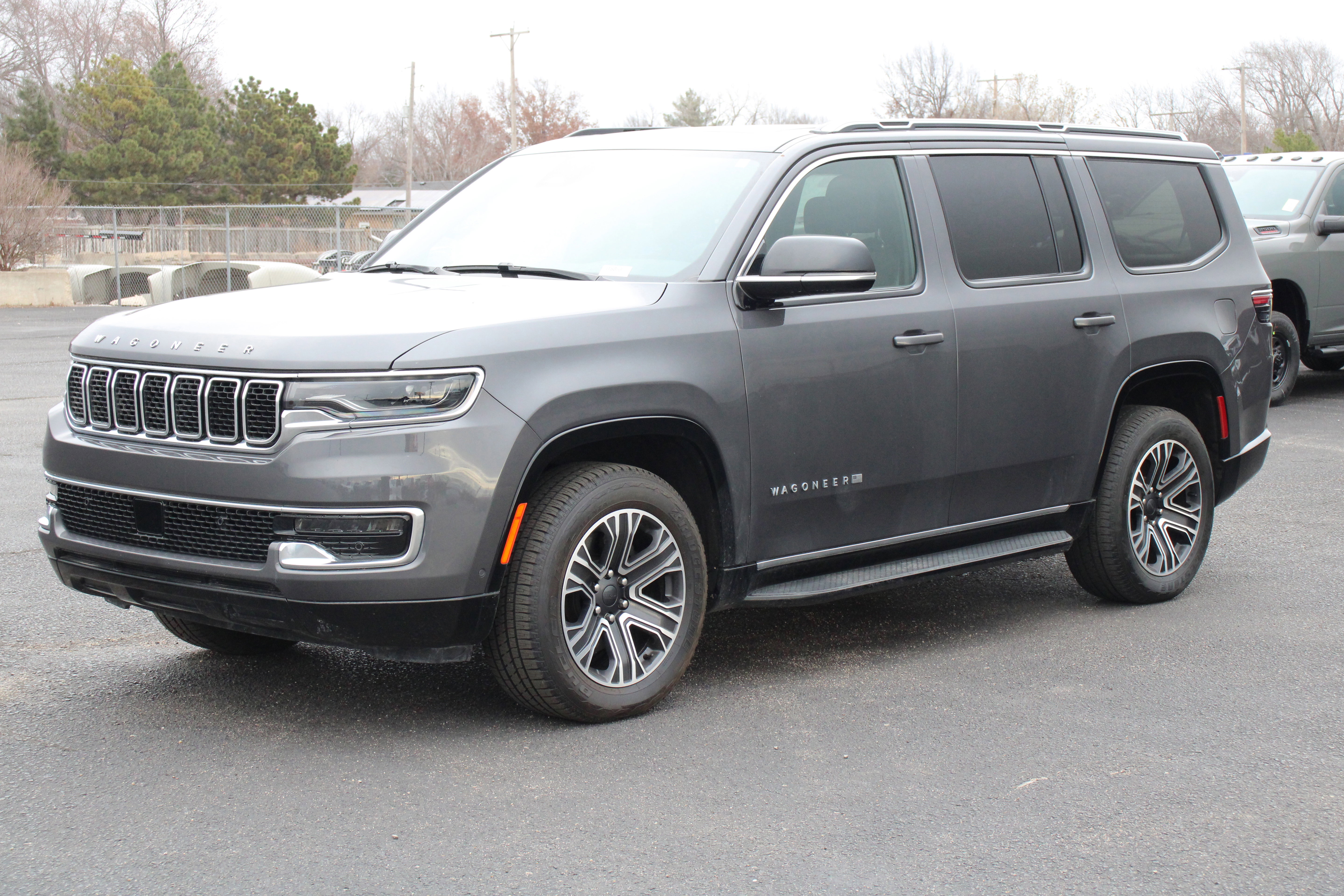 Used 2024 Jeep Wagoneer 4WD w/ Premium Group I image 42