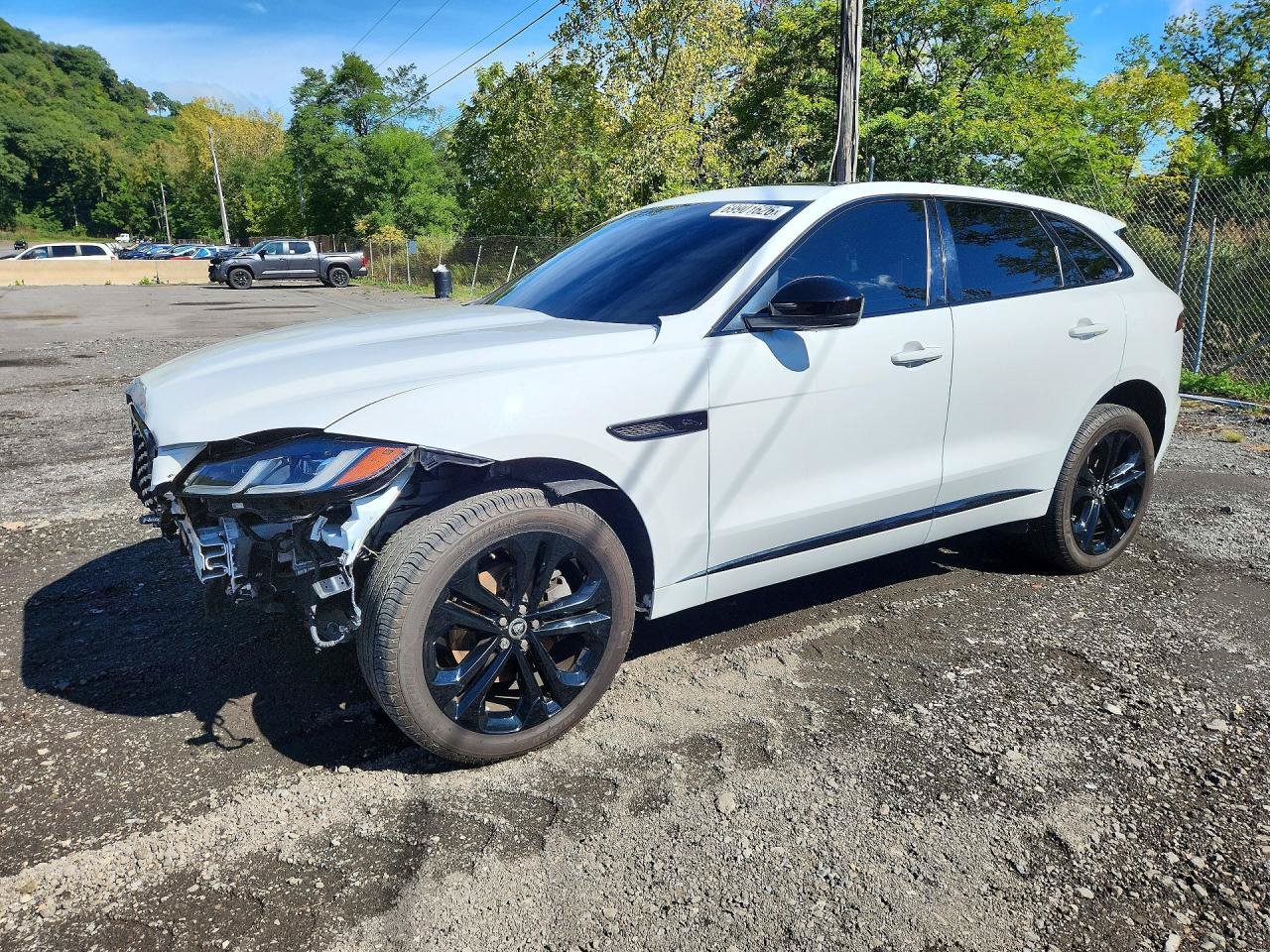 Used 2025 Jaguar F-PACE R-Dynamic S AWD/4WD image 3