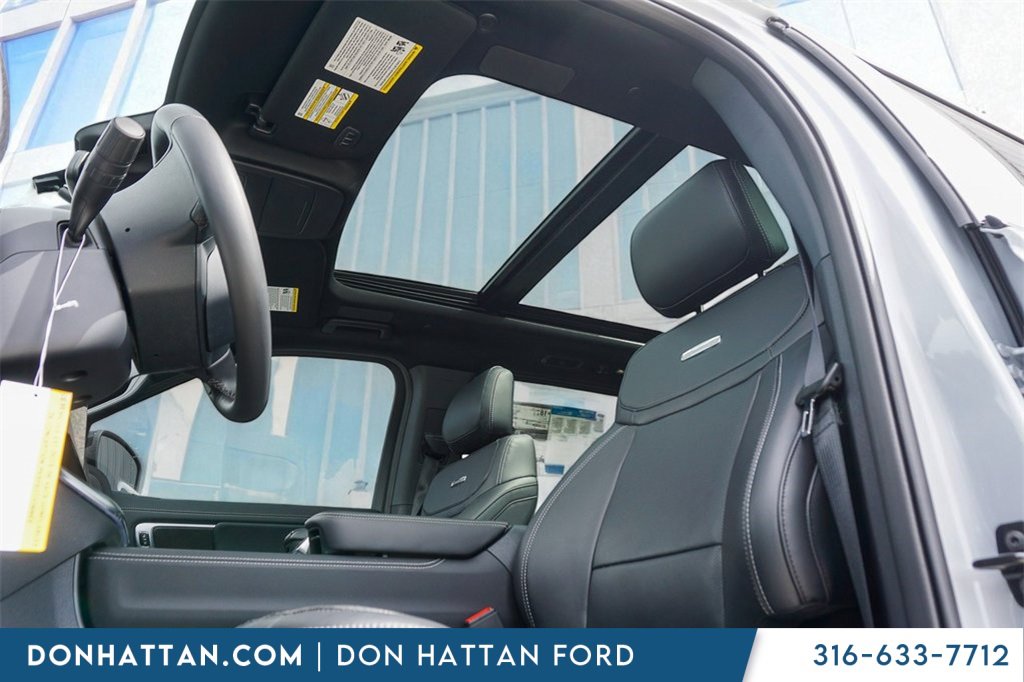 New 2025 Ford Expedition Platinum image 21