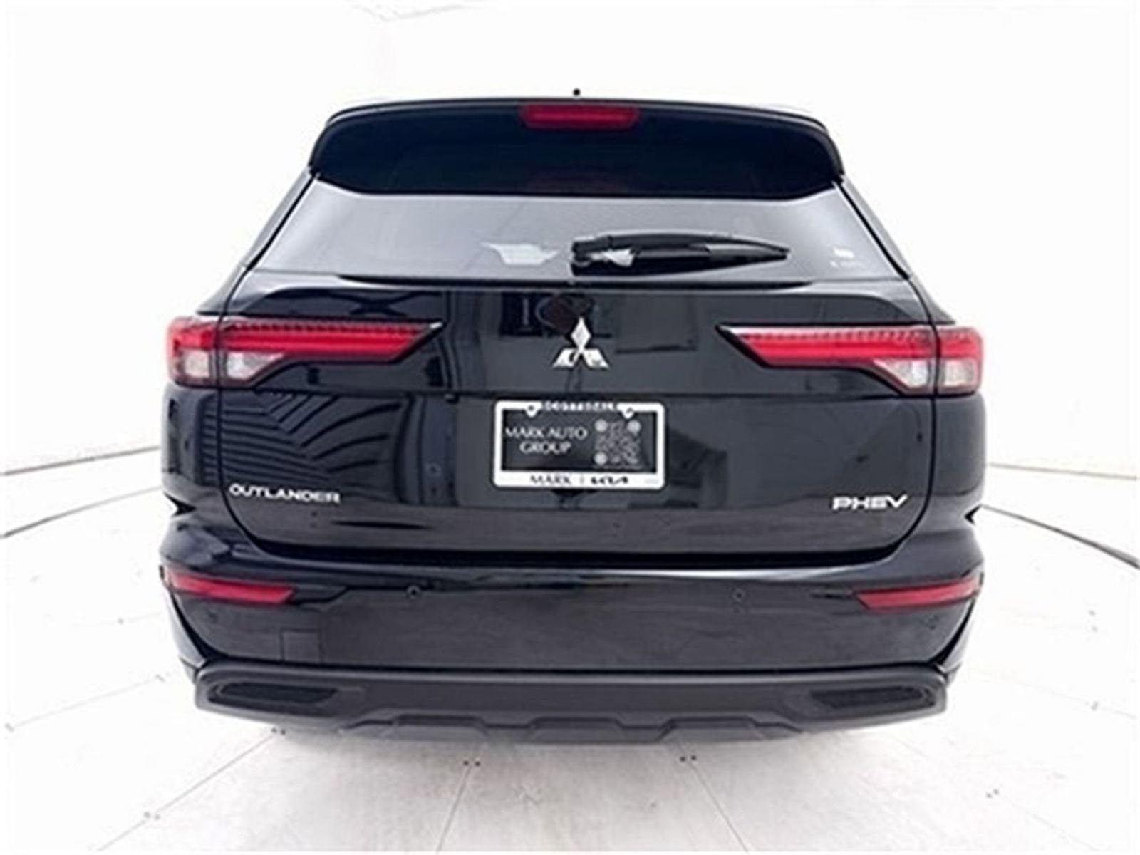 New 2025 Mitsubishi Outlander ES image 11