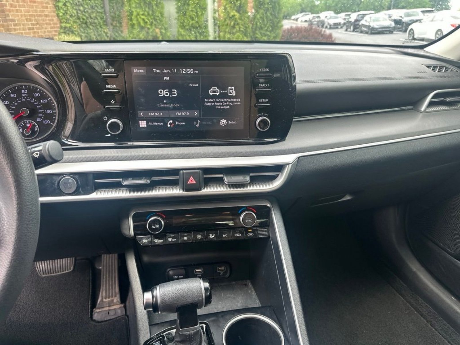 Used 2021 Kia K5 LXS FWD image 11