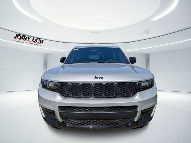 New 2025 Jeep Grand Cherokee L Limited w/ Black Appearance Package RWD image 7
