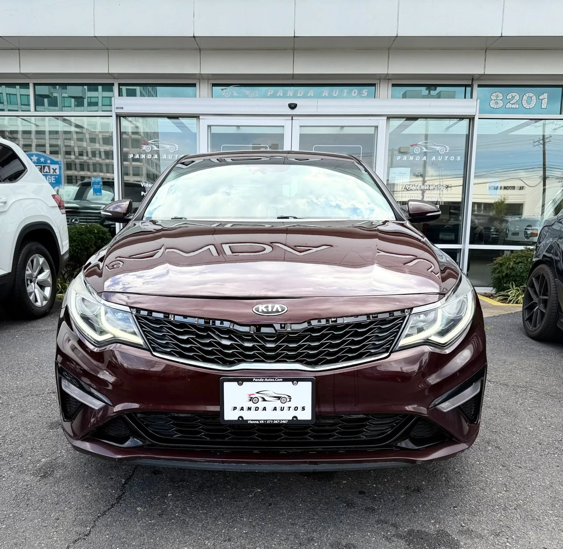 Used 2019 Kia Optima LX FWD image 2
