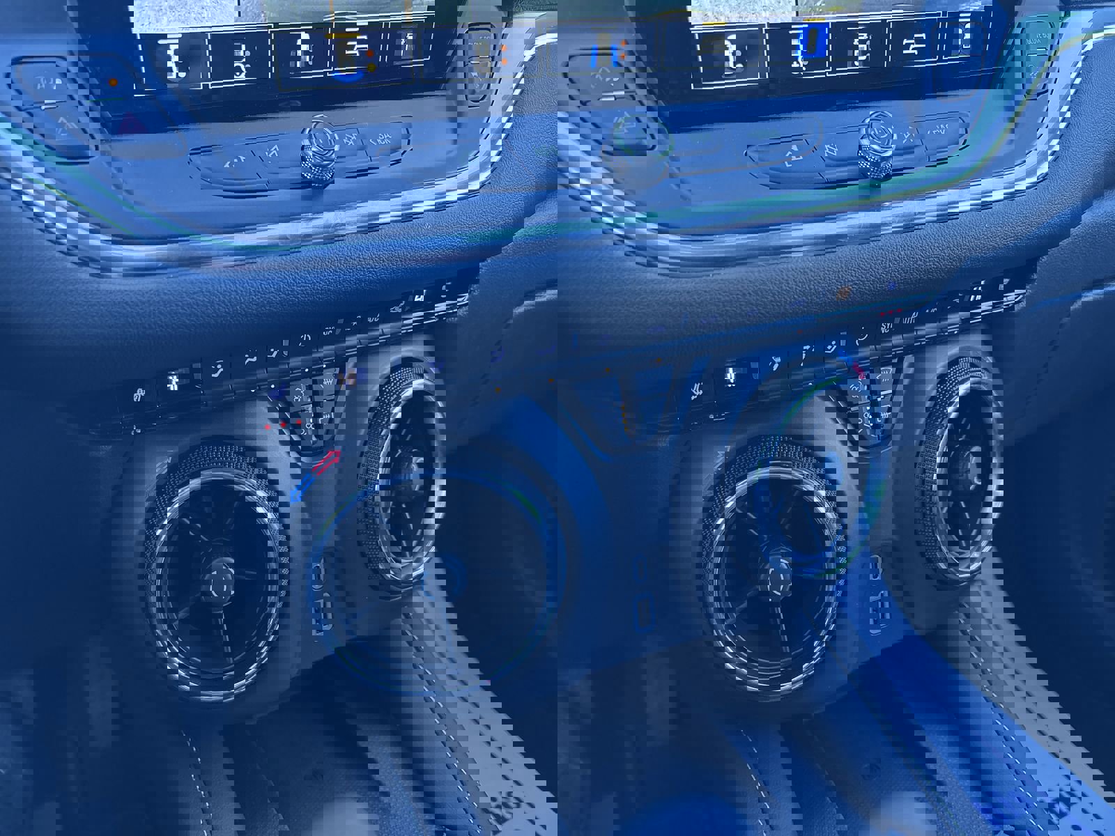 New 2025 Chevrolet Blazer LT w/ Sound & Technology Package image 21