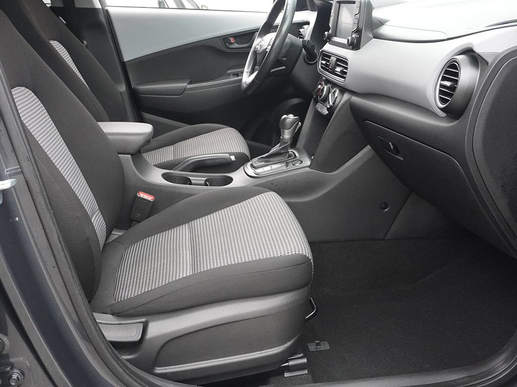 Used 2018 Hyundai Kona SEL w/ SEL Tech Package 02 AWD/4WD image 30
