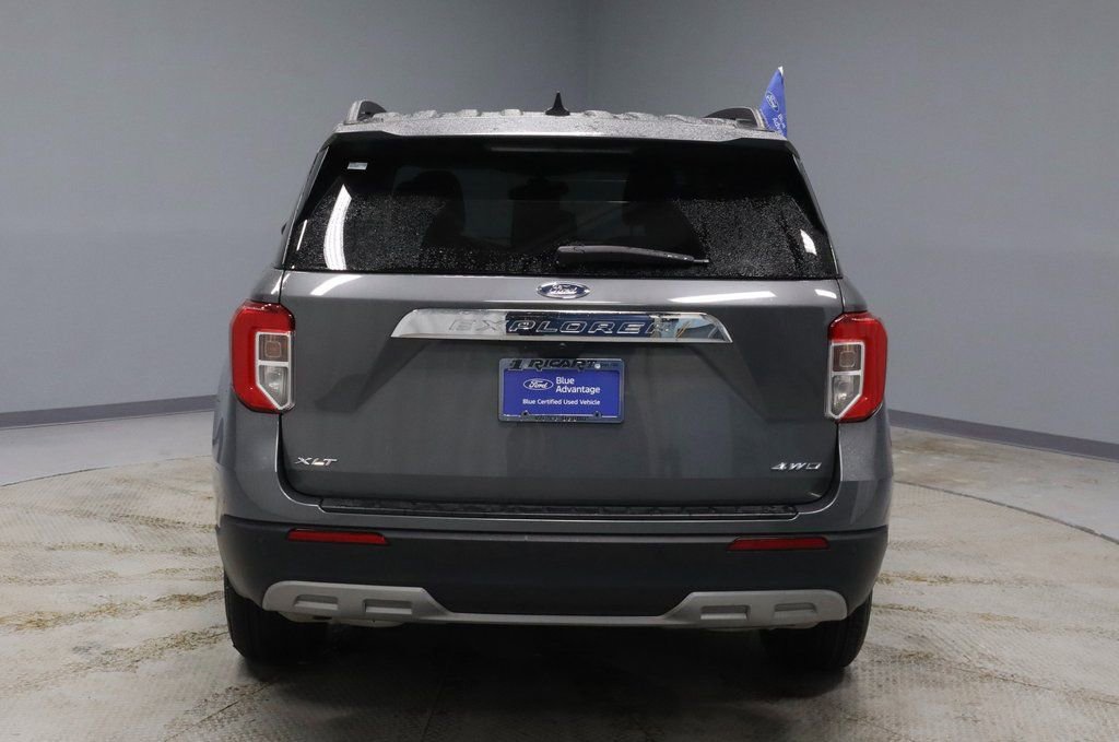 Certified 2023 Ford Explorer XLT w/ Equipment Group 202A image 9