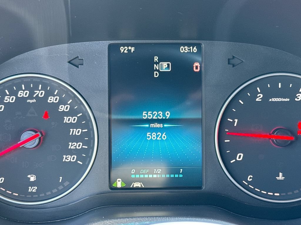 Used 2022 Mercedes-Benz Sprinter 2500 image 12