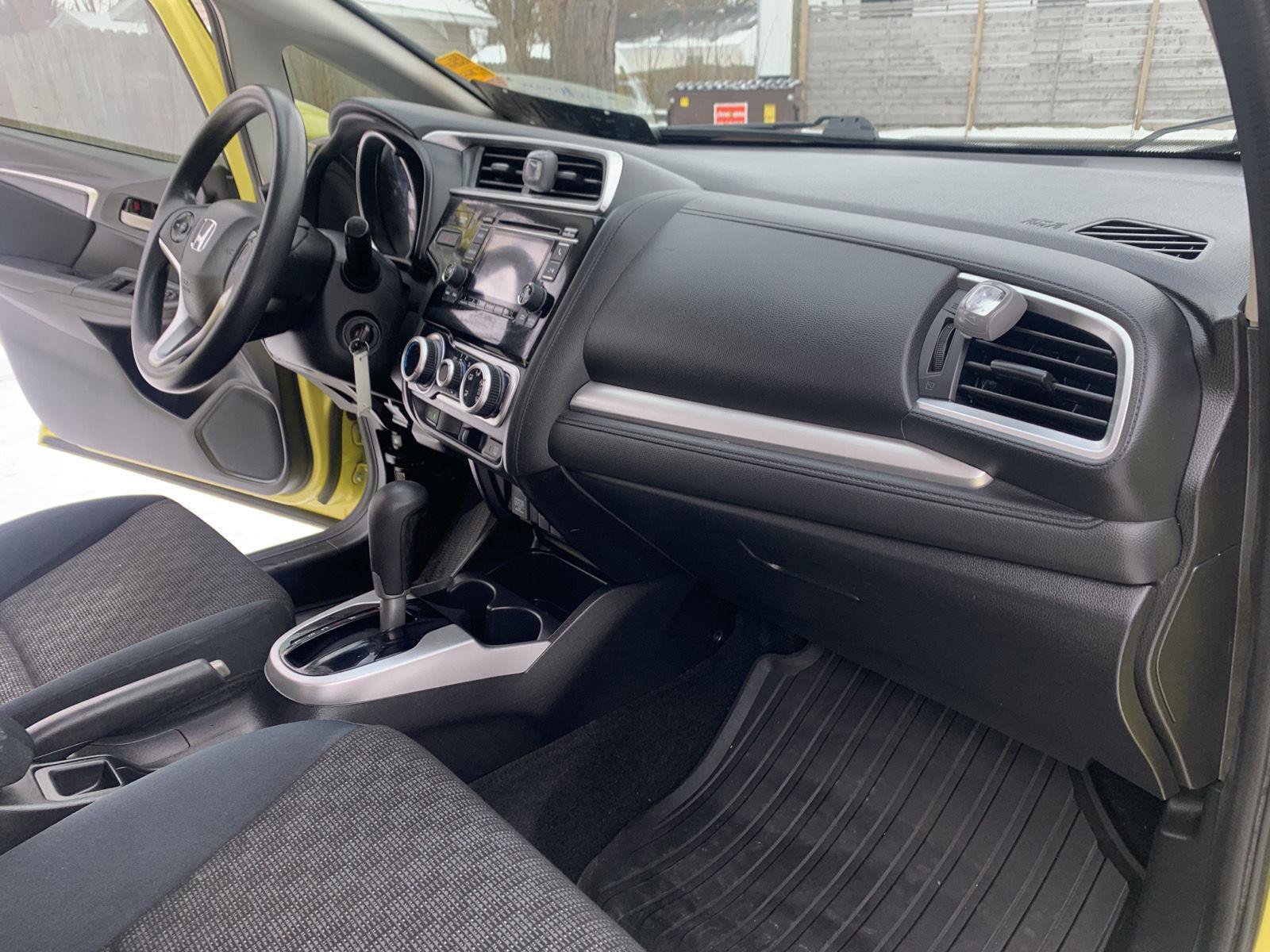 Used 2016 Honda Fit LX image 33